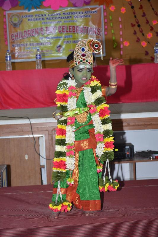 Lord Lions School Sivakasi THE CHILDRENrsquoS DAY ndash THE FANCY DRESS PARADE